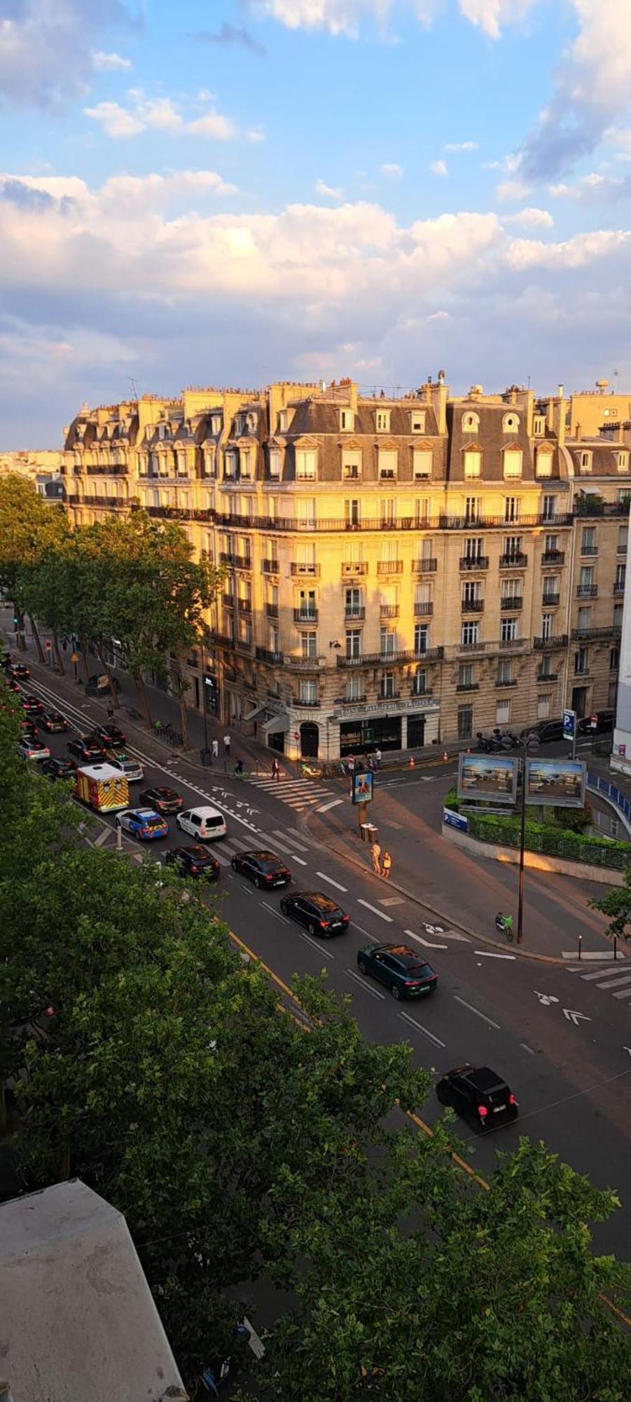 Studio Arc De Triomphe Champs Elysees Paris Exterior photo